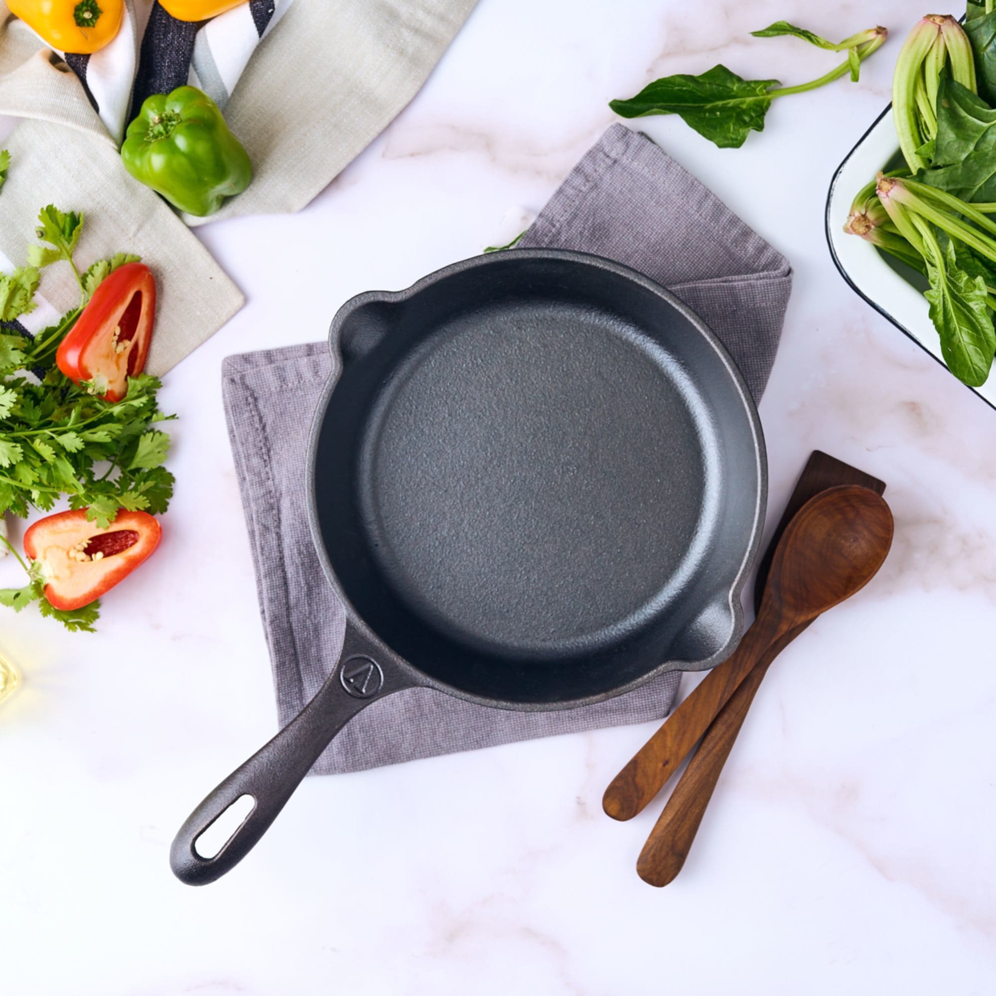 https://res.cloudinary.com/kitchenwarehouse/image/upload/c_fill,g_face,w_1250/f_auto/t_PDP_2000x2000/Supplier%20Images%20/2000px/Victoria-Lifestyle-Skillet-20cm-1_2000px.jpg?imagetype=pdp_full