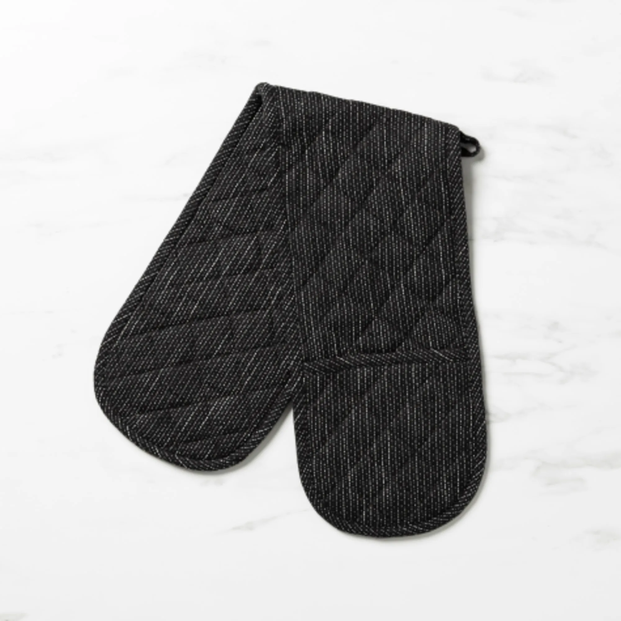 Salisbury & Co Devon Double Oven Mitt Black Image 1