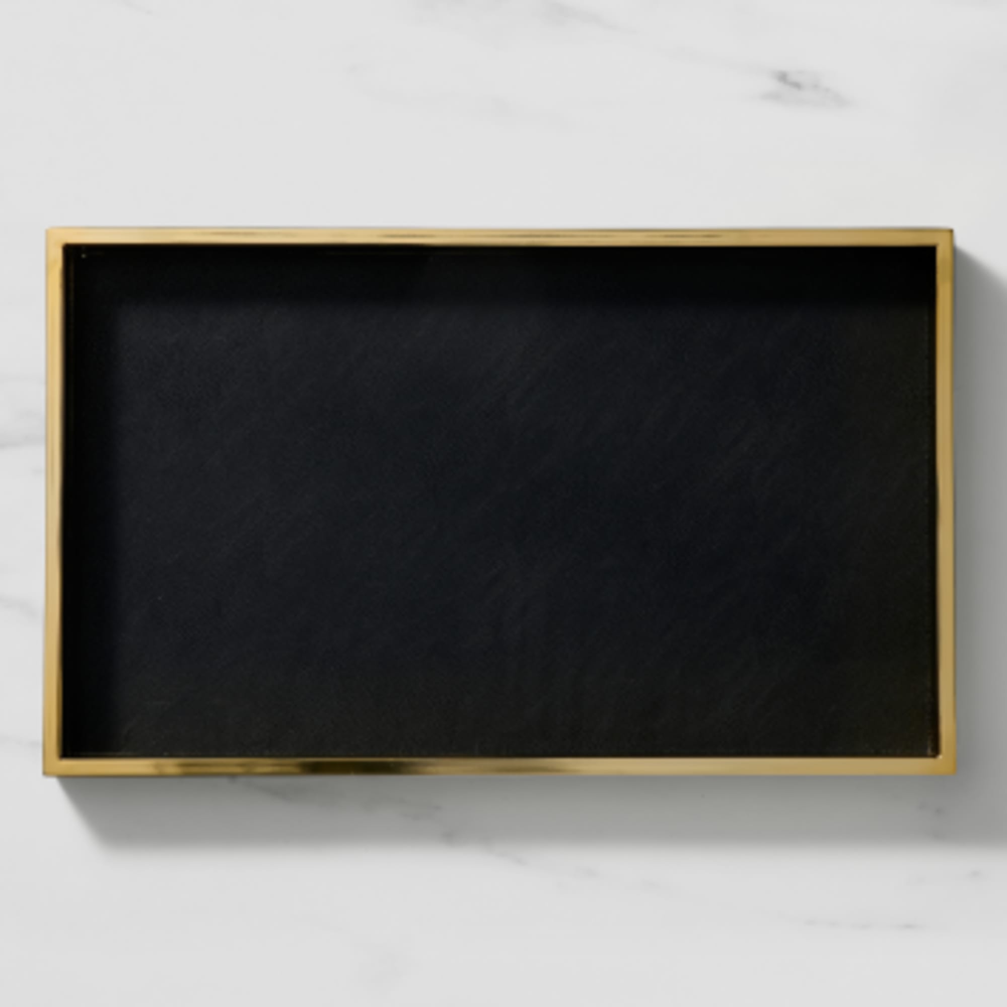 Salisbury & Co Manhattan Tray 50x30cm Black/Gold