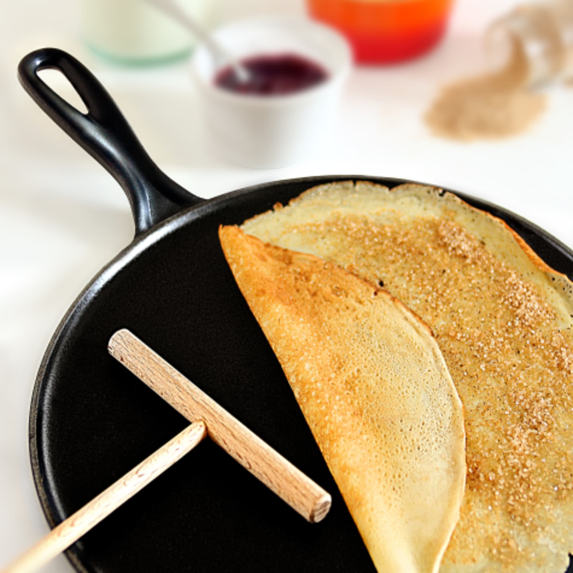 Online-Shop - Buy Pancake pan with cast iron handle, 30  cm, spreader and spatula