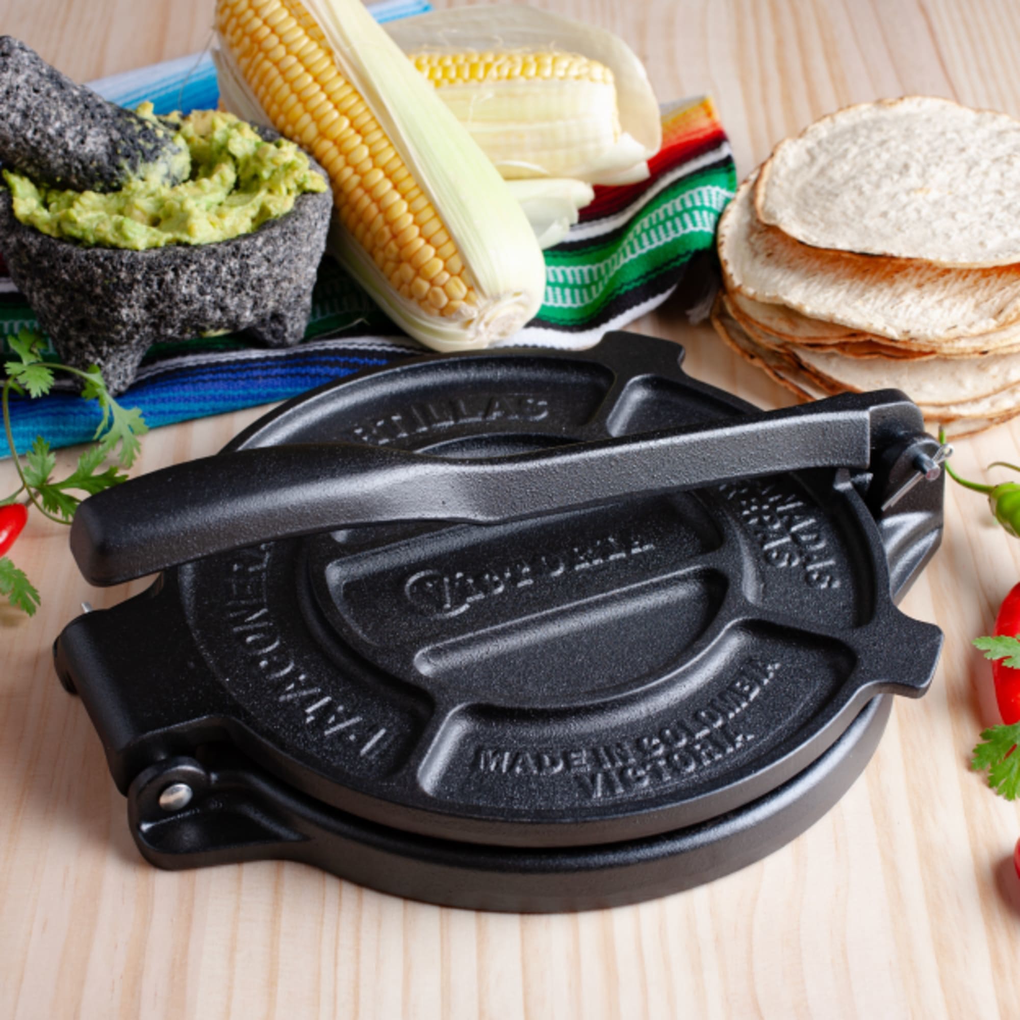 Victoria Seasoned Cast Iron Tortilla Press, 20cm