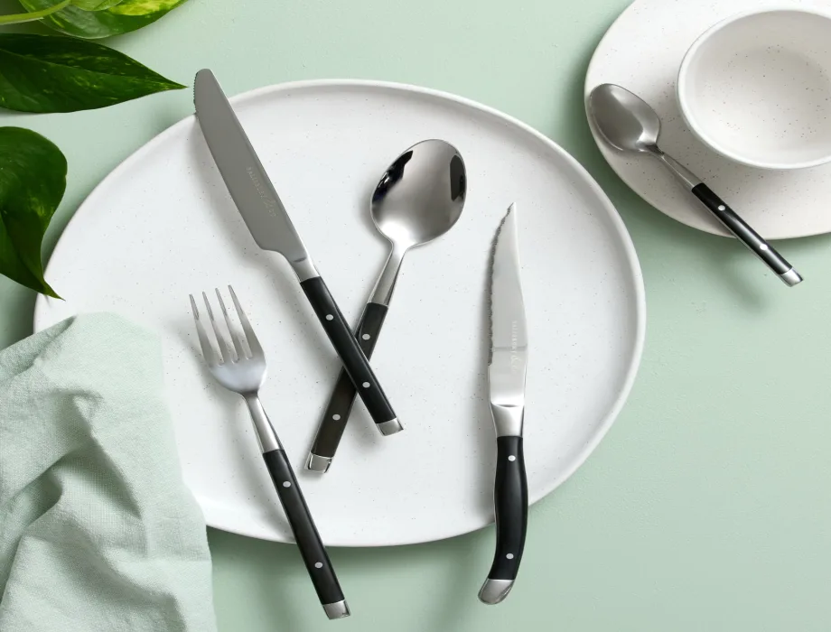 Top 10 Black Flatware Sets & Black Silverware in 2023