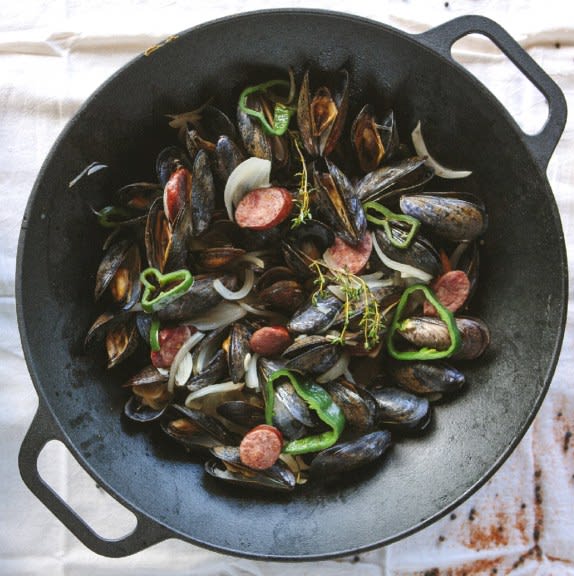 Guess who's back?! The Le Creuset Cast Iron Balti Dish, now 25% off RRP! -  Kitchen Warehouse