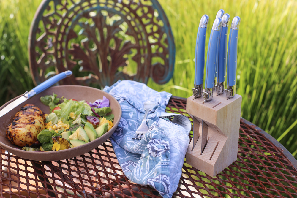 Steak Knife - Wooden Knife Block