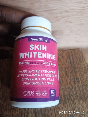 skin whitening tea and capsules