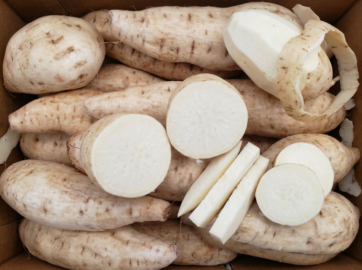 White sweet potatos (IBIJUMBA BY'UMERU)