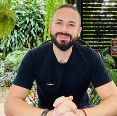 Dr. David Valverde