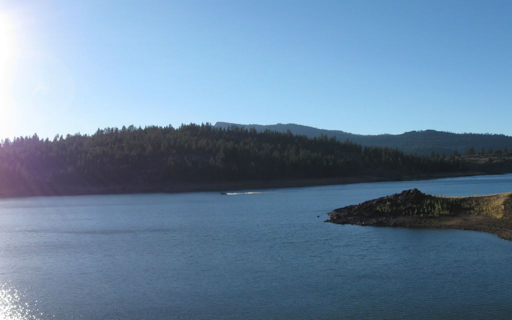 Frenchman Lake in Plumas County, CA