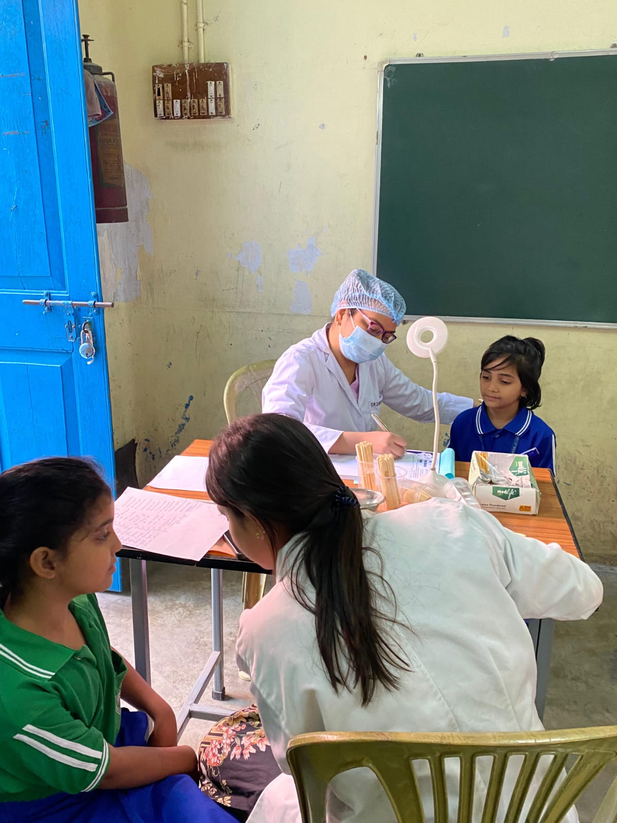 The Best Dental Clinic Kolkata — clinic interior 1