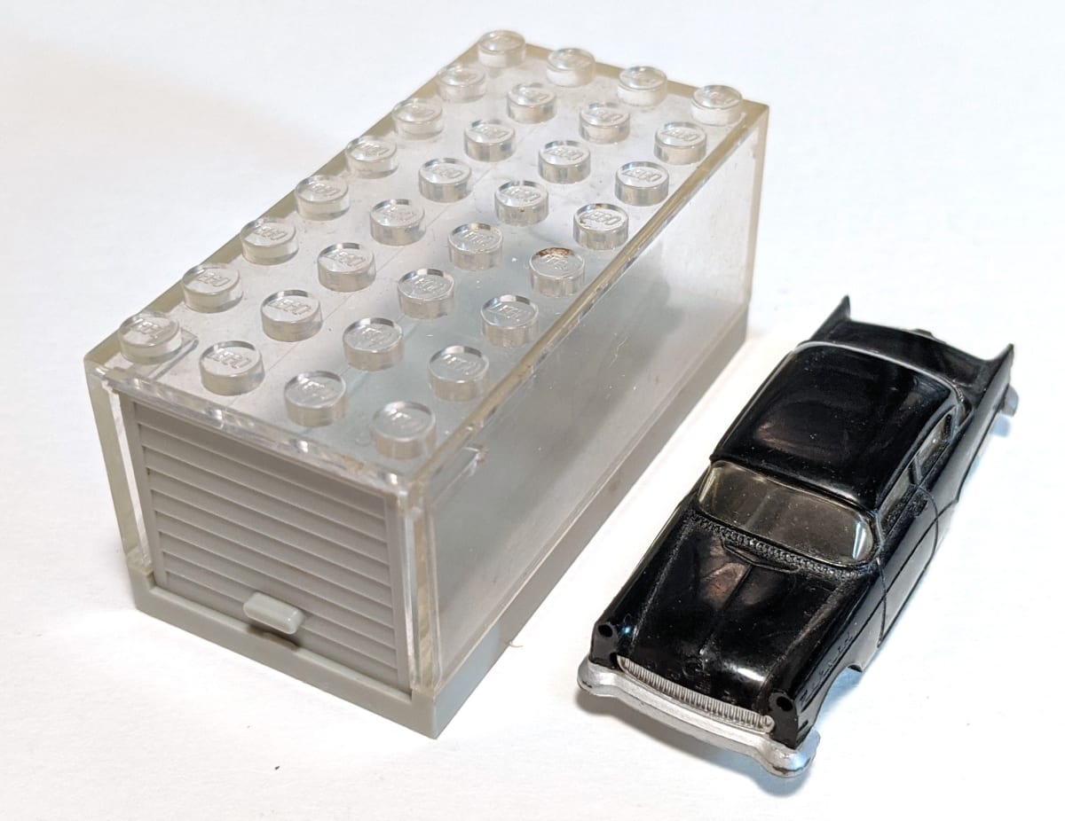 1:87 Opel Rekord with Garage – widok główny