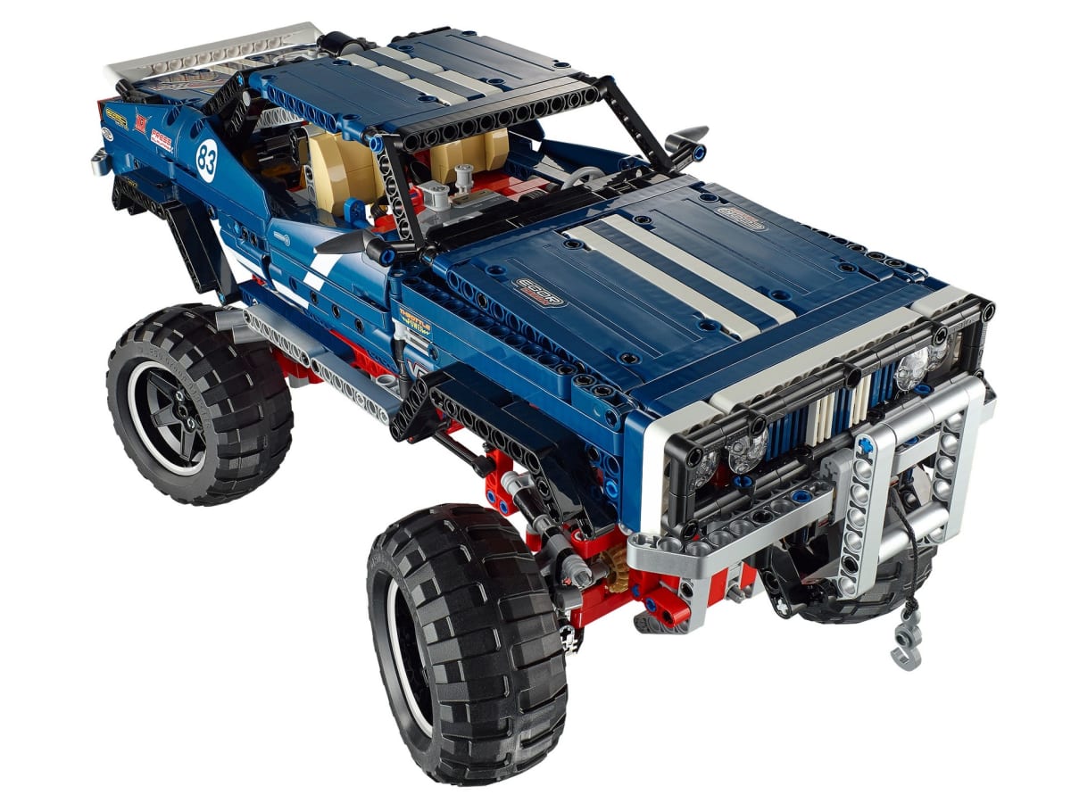 4 x 4 Crawler Exclusive Edition – widok główny