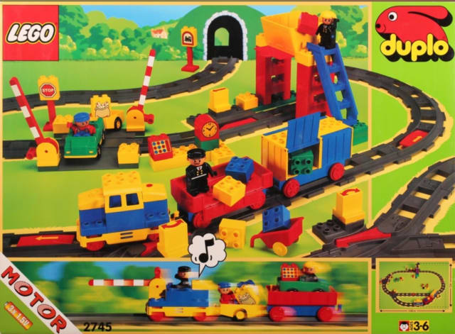 Deluxe Electric Train Set