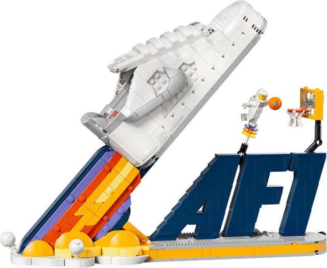 Zestaw Nike Air Force 1 x LEGO®