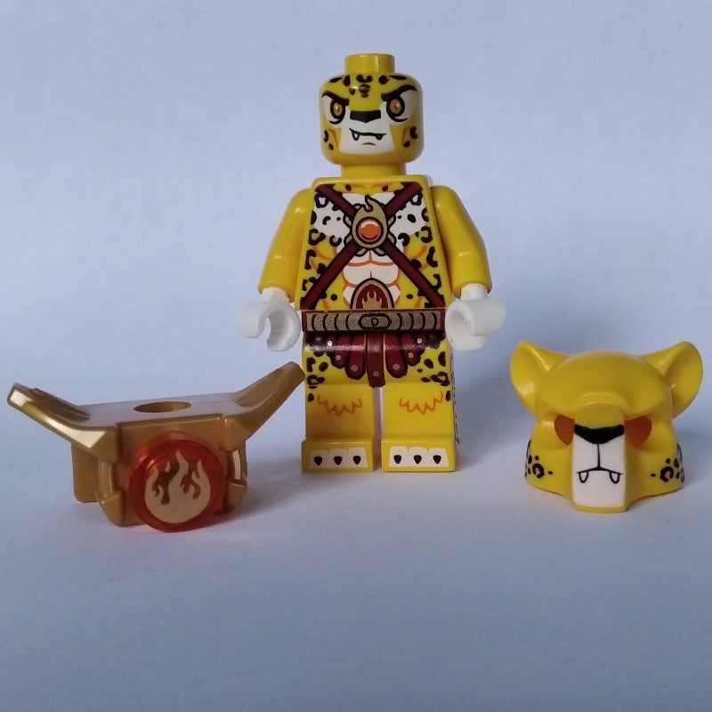 Lundor with Shoulder Armor and Fire Chi
