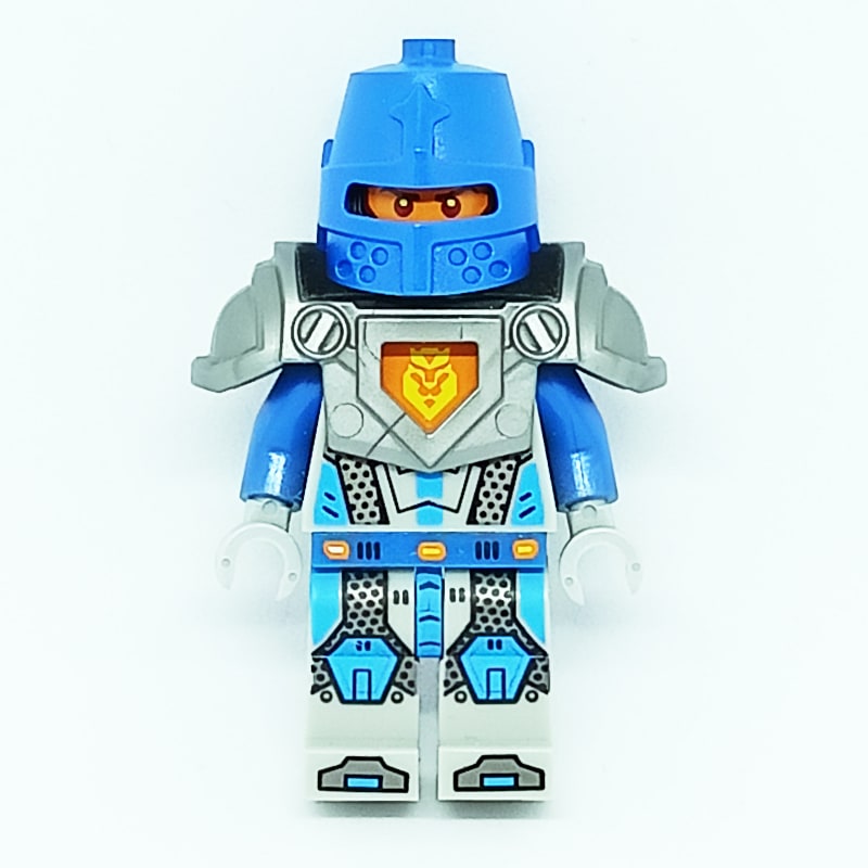 Nexo Knight Soldier with Blue Helmet