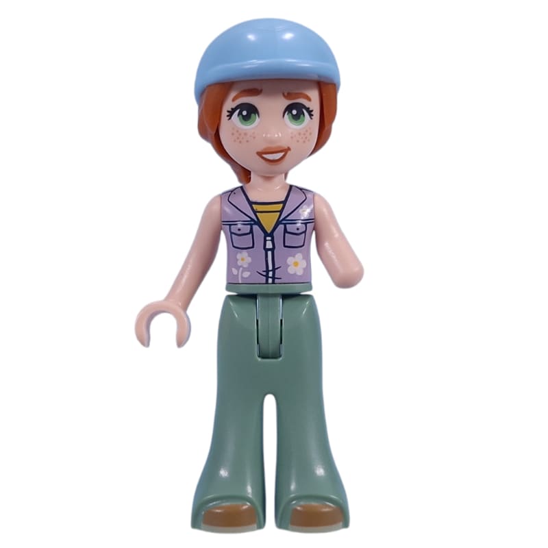 Autumn - Lavender Top, Sand Green Pants, Helmet