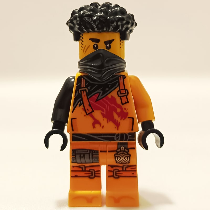 Arin, Black Hair and Mask