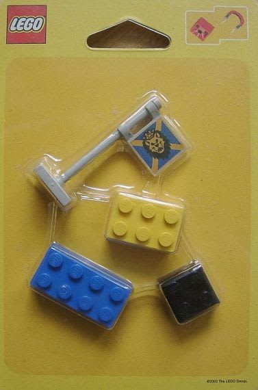 Lion Knights Flag Pole Magnet Set