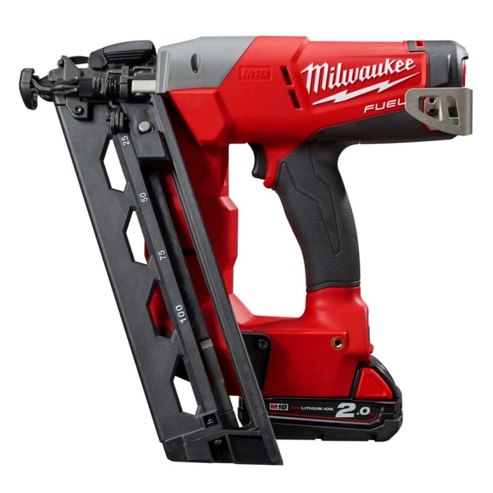 Milwaukee m18 bradtacker cn16ga-202x