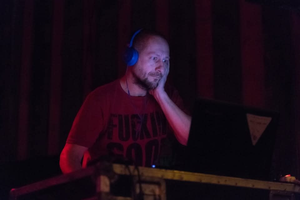 DJ DRY | Kohvik Tops