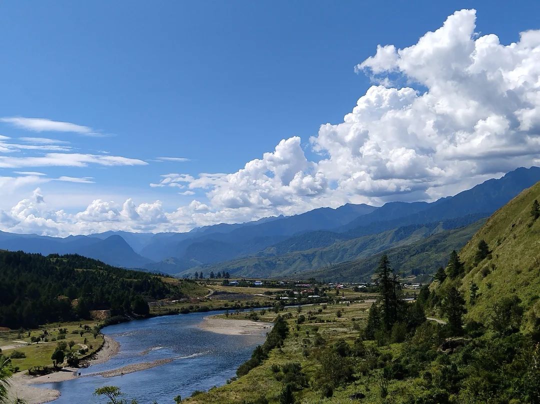 Exquisite scenery of Mechuka Valley, Arunachal Pradesh