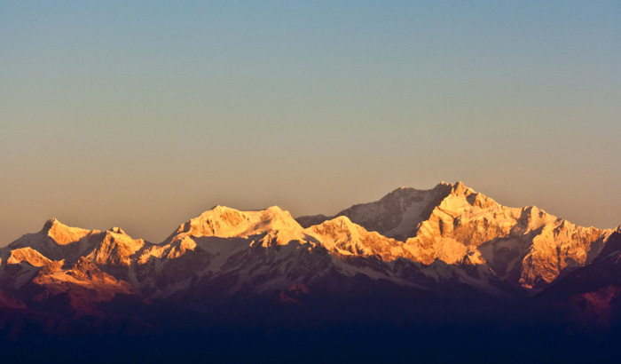 drive to Tiger Hill to view sunrise