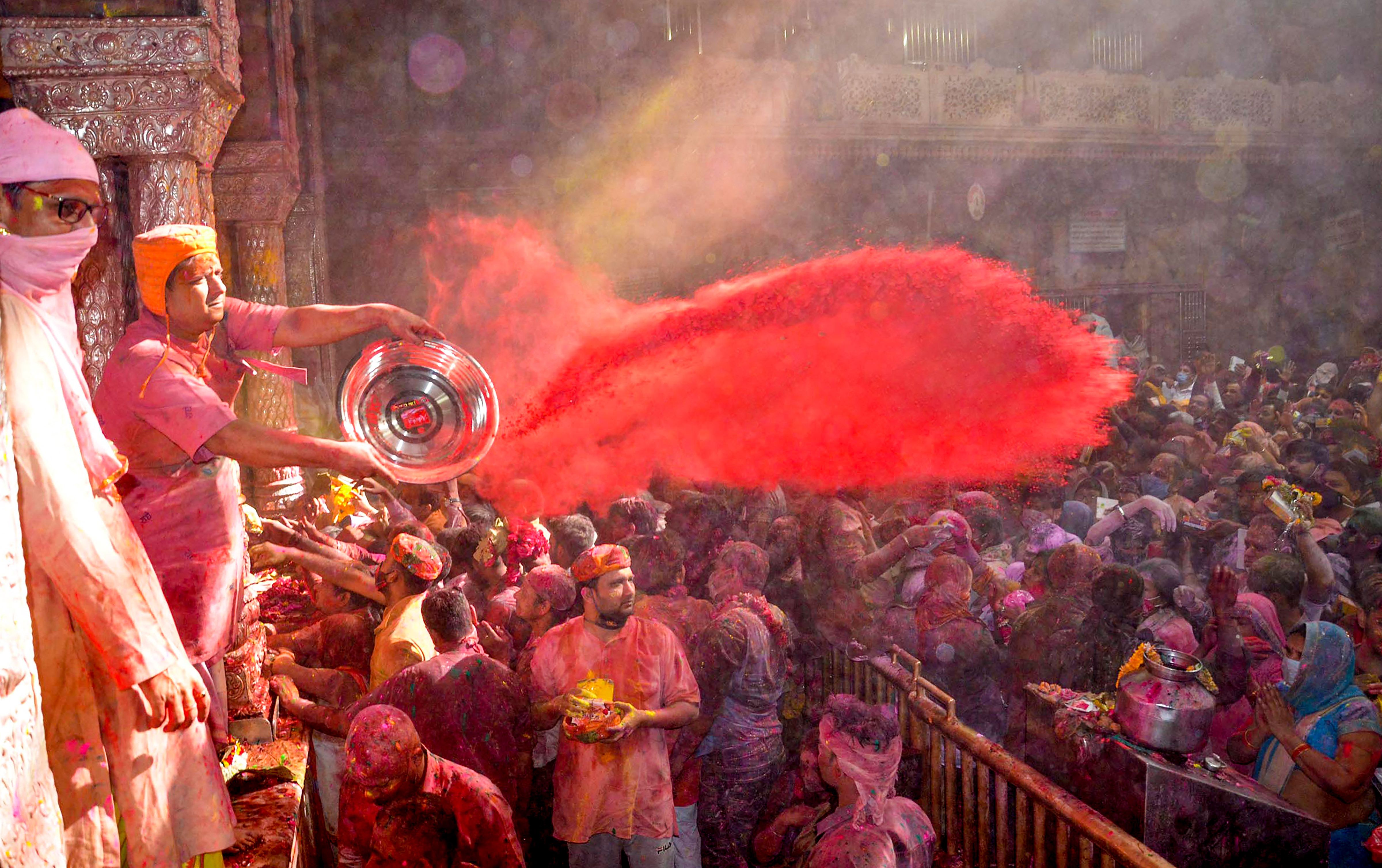 durga mandir holi 2025