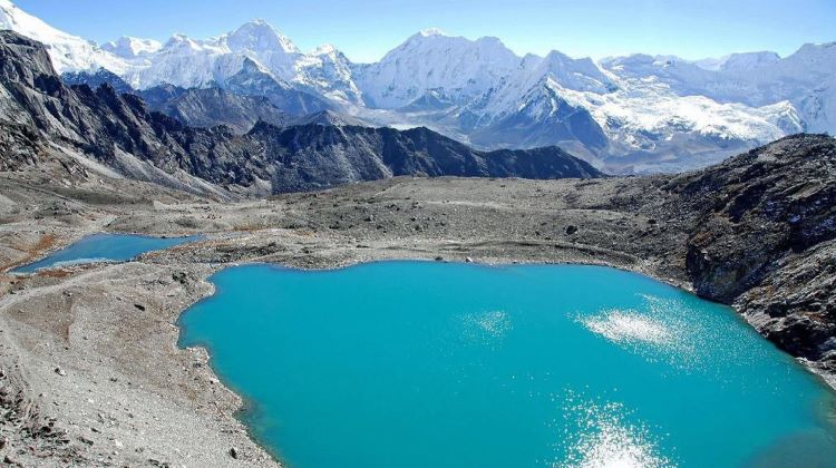 Damodar Kunda and Saribung Pass Trek