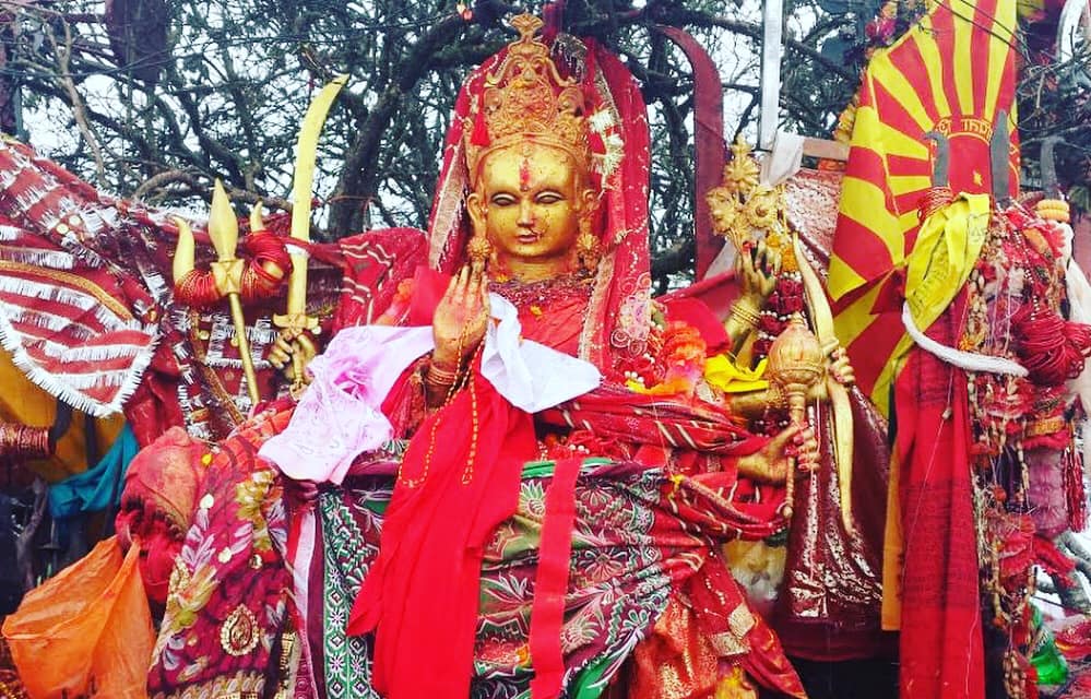 Pathivara Tour Package