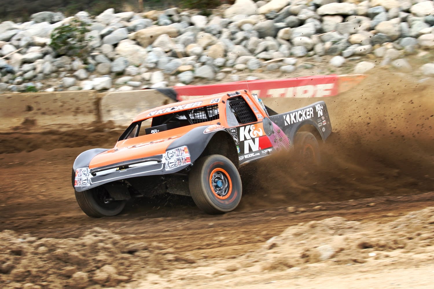 07-kn-filters-pro2-short-course-truck