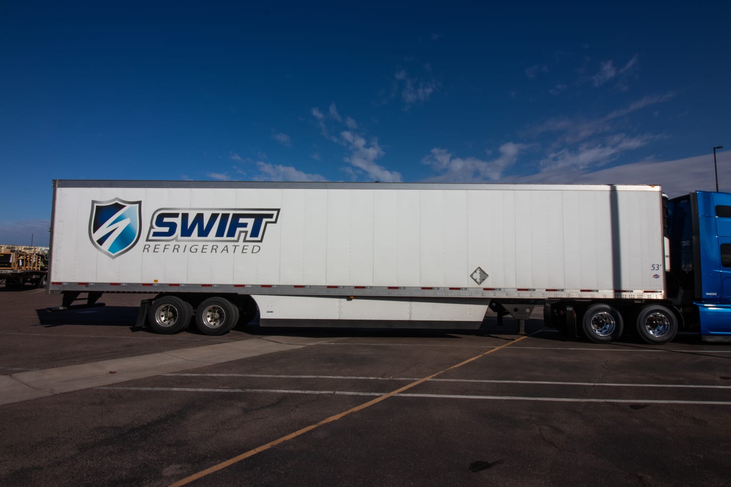 Refrigerated Trucking And Service Reefer Trucking Swift Transportation