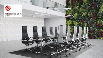 König + Neurath punktet zweimal beim Red Dot