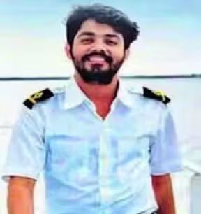 મિર્ઝાપુરના મર્ચન્ટ નેવી ઓફિસર મનીષ દ્વિવેદી અમેરિકામાં ગુમ, તેમના છેલ્લા શબ્દો આ હતા slide 1