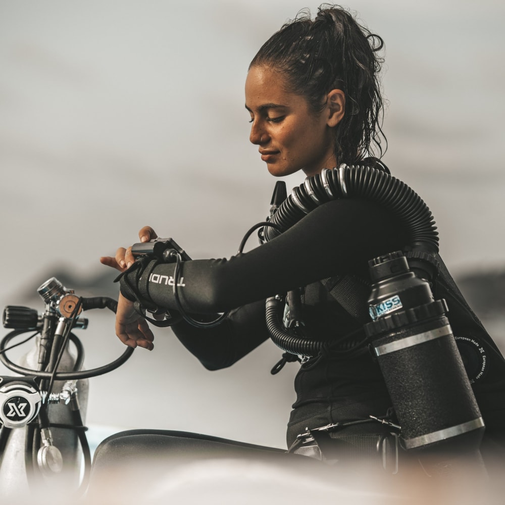 Koh Tao Divers rebreather diver checking gear on surface