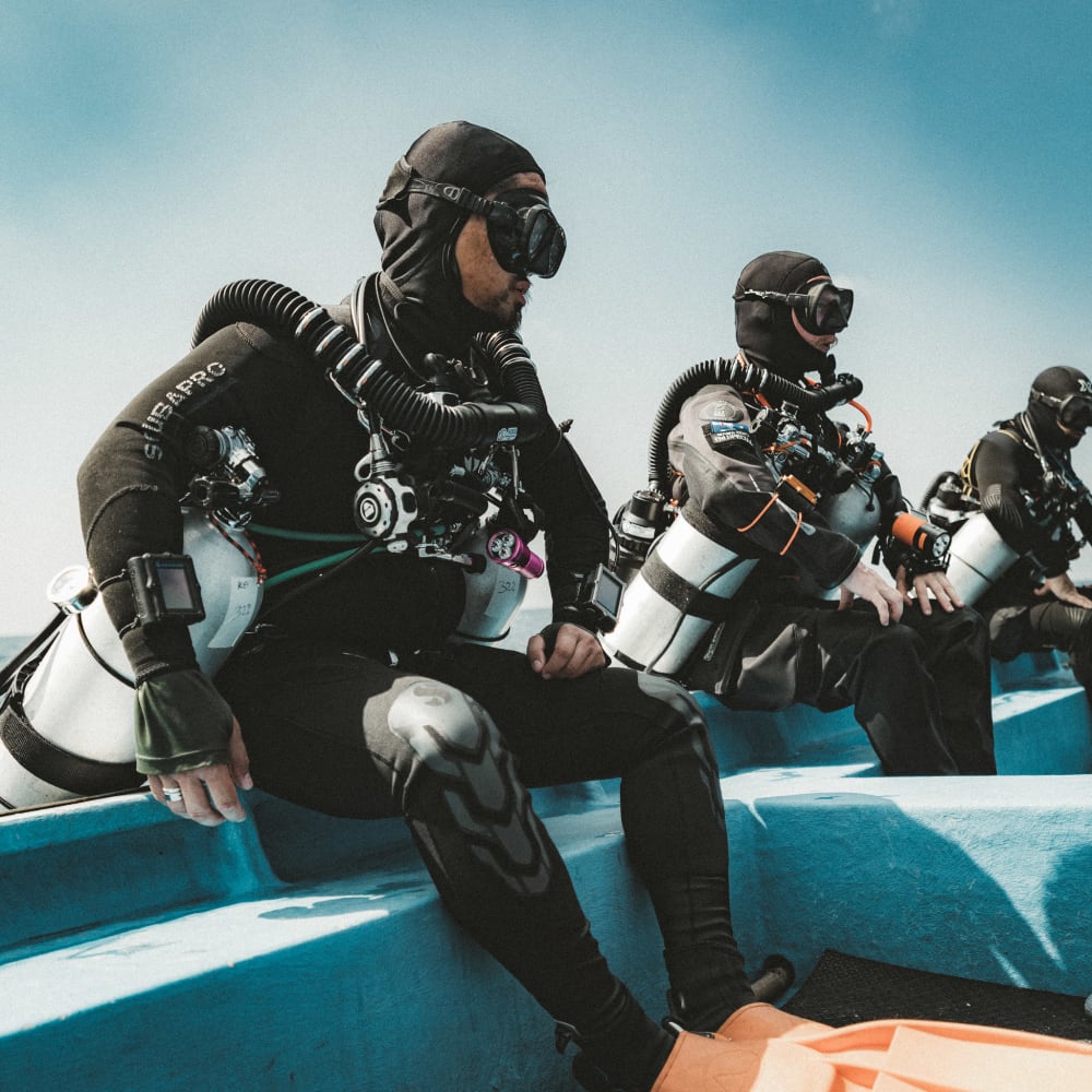 Koh tao divers CCR divers on a boat preparing to go diving
