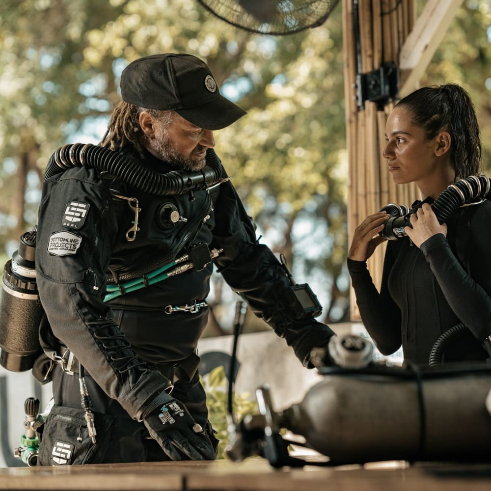 Koh Tao Divers rebreather divers briefing before going diving