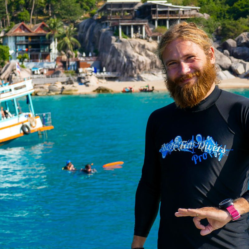 Koh Tao Divers divemaster in koh tao