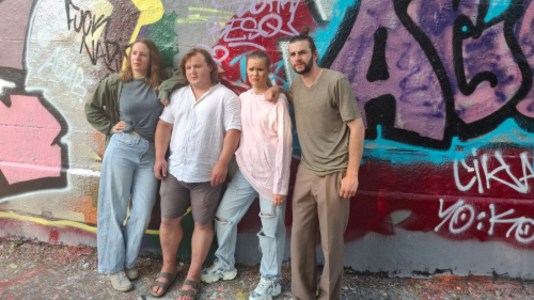 Vermutungen über Aischa / 14-99 Jahre / 60 Min / Premiere - Fri, Feb 12, 2027, 19:30 at Kulturzentrum F23, Gastgebgasse 4, 1230 Wien, Österreich