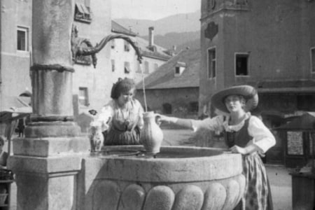 HALLYWOOD - Wed, Sep 30, 2026, 19:30 at Kulturlabor Stromboli, Krippgasse 11, 6060 Hall in Tirol, Österreich