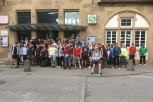 64 Auszubildende in Plochingen vor dem Start