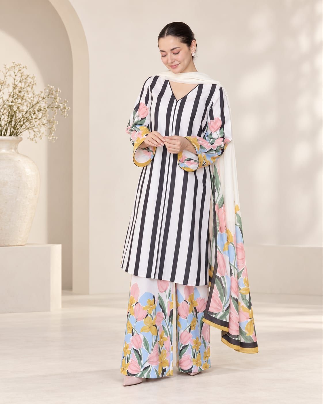 Elegant Floral Stripe 3 Piece Suit – Stitched & Unstitched Elegant Floral Stripe 3 Piece Suit – Stitched & Unstitched