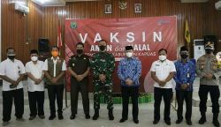 Komandan Kodim 1011/Kuala Kapuas Menerima Suntik Vaksinasi Covid-19 Untuk Kedua