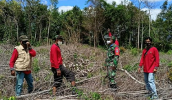 Antisipasi Karhutla, Babinsa dan Tim Gabungan Cek Kondisi Sumur Bor di Katimpun