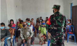 Danramil Tumbang Jutuh Sosialisasikan Vaksinasi Kepada Lansia