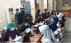 Antusias Ikut Vaksin Demi Anak Bisa Belajar di Sekolah