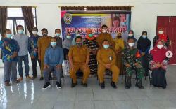 Danramil 1015-16/Hanau Tinjau Pelatihan Menjahit Ibu-Ibu PKK Desa Pembuang Hulu II