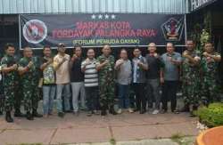 KUNJUNGI MARKAS FORDAYAK, DANREM BERBINCANG BANYAK HAL