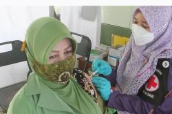 Persit KCK Cabang XLII Kodim 1016 Palangka Raya Jalani Vaksinasi Covid-19 Dosis Pertama