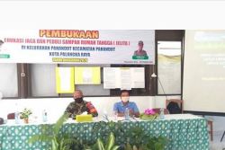 Danramil Pahandut Isi Materi Tentang Pelatihan Edukasi Jaga dan Peduli Sampah Rumah Tangga (JELITA) di Kelurahan Pahandut