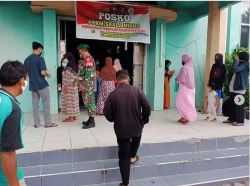 Secara Intensif, Babinsa Mendawai Terus Ingatkan Warga Agar Patuhi Prokes